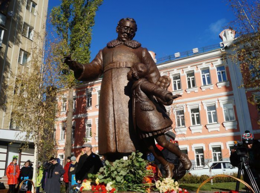 Воронежский ТЮЗ удостоен имени поэта и переводчика Самуила Маршака