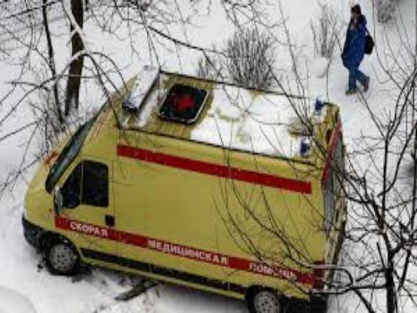 15-летняя девочка умерла, не дождавшись помощи в Воронежской области 