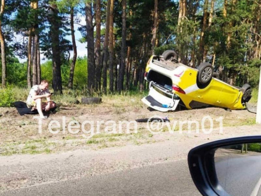 Стали известны подробности ДТП с «приунывшим» воронежским таксистом