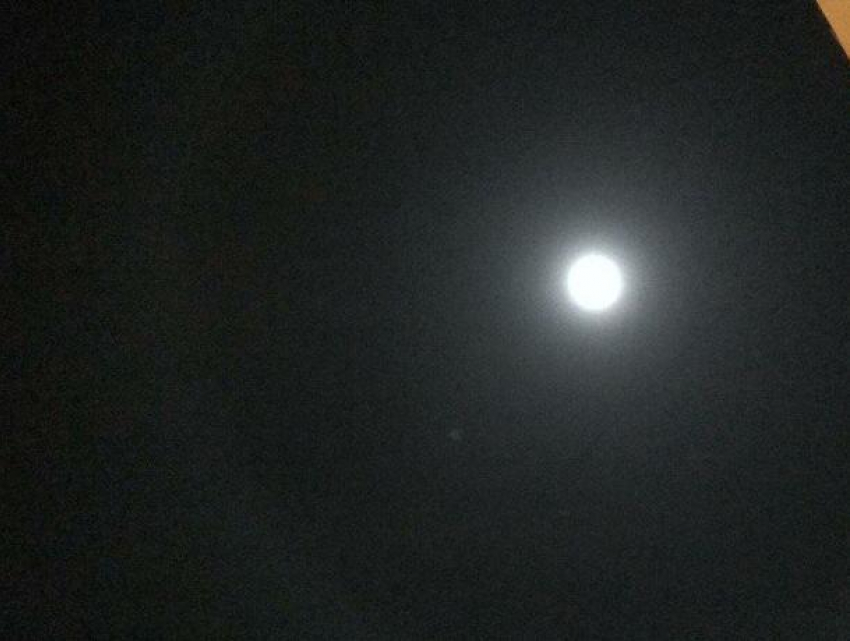 Лунное гало сфотографировали в небе над Воронежем