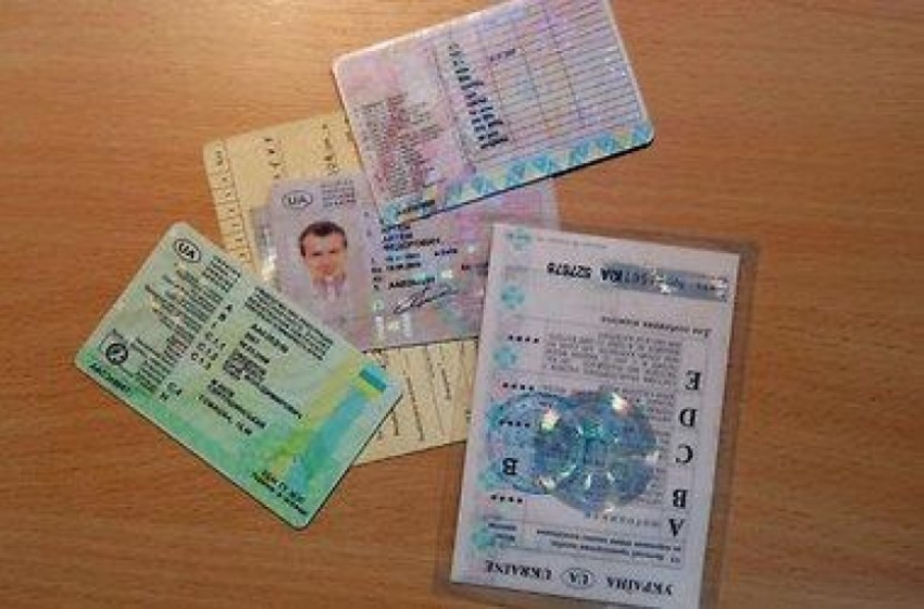 В Воронежской области у шизофреника отобрали водительское удостоверение категории «В», «С» и «Д»