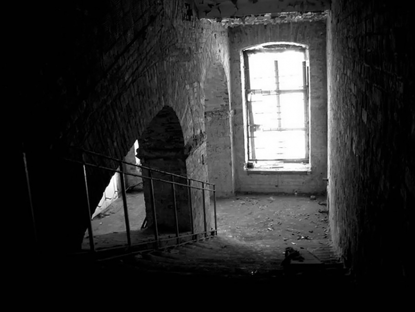 В Воронежской области пропавшую 12-летнюю девочку нашли в заброшенном доме