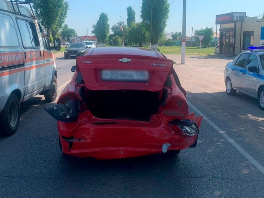 Три человека попали в больницу после ДТП под Воронежем