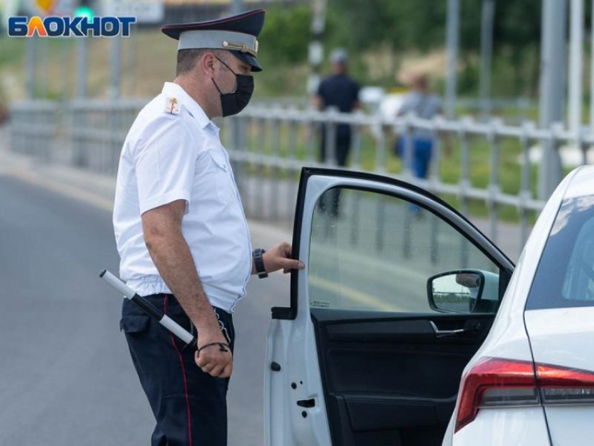 Гаишники устроят массовую проверку водителей на трезвость в Воронеже