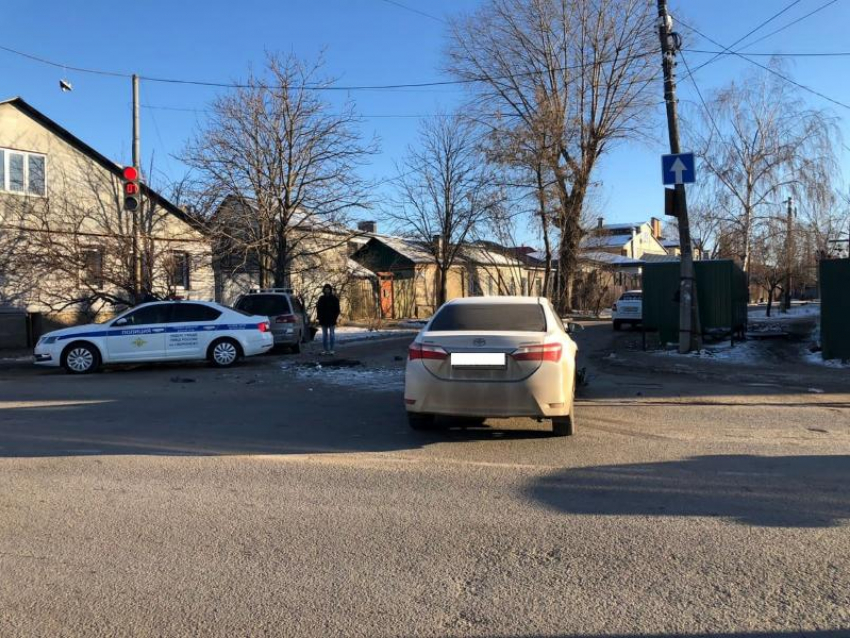Шесть человек пострадали в ДТП на территории частного сектора в Воронеже 