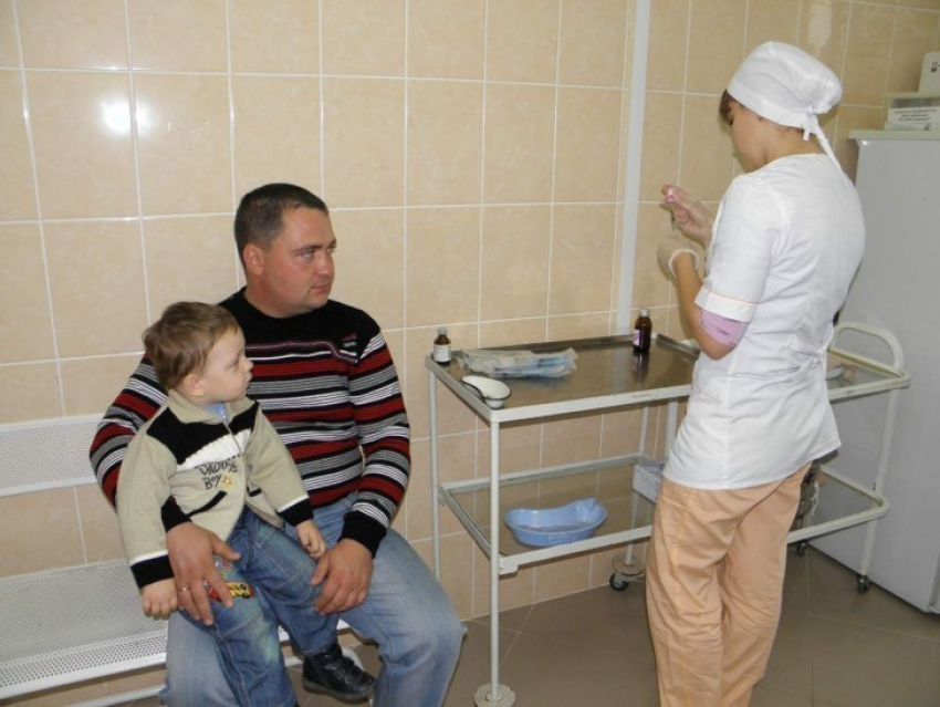 В Воронежской области началась иммунизация детей против сезонного гриппа