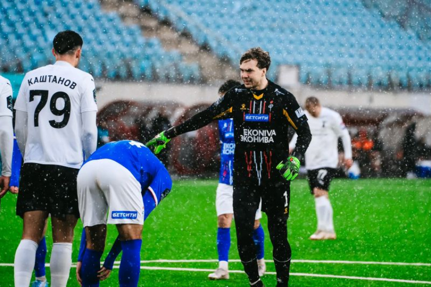 Воронежский «Факел» выстоял в меньшинстве против столичного «Торпедо»