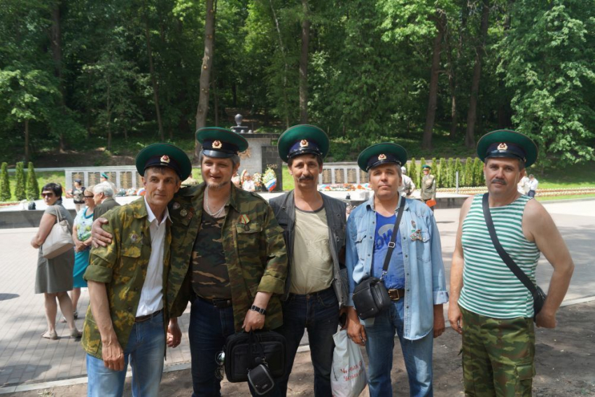 Воронежские пограничники остались недовольны организацией шествия в их день