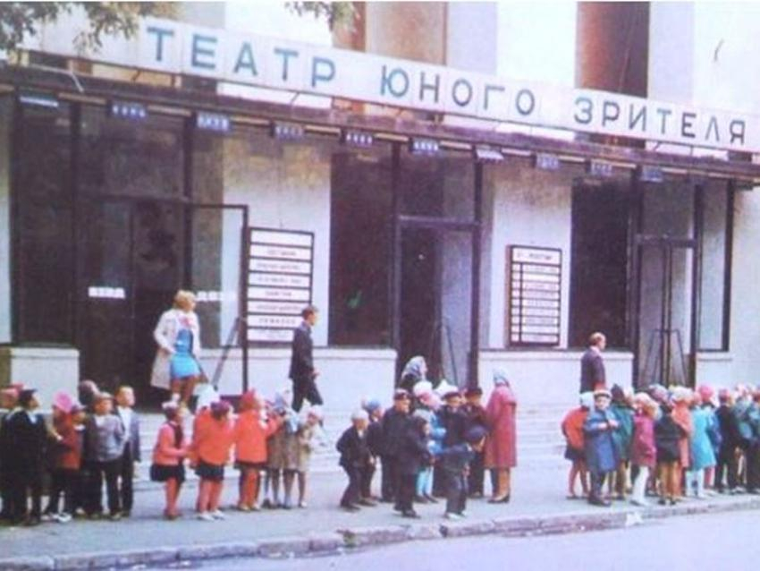 Воронежский ТЮЗ имени Маршака празднует 57 лет со дня второго открытия