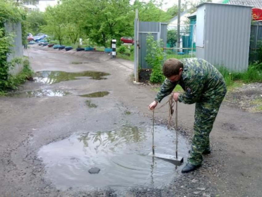Опубликованы фото с места перестрелки полицейских и воров в Воронеже