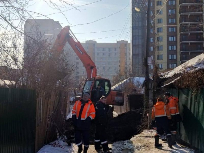 Сложную операцию пришлось проводить из-за коммунальной аварии в Воронеже