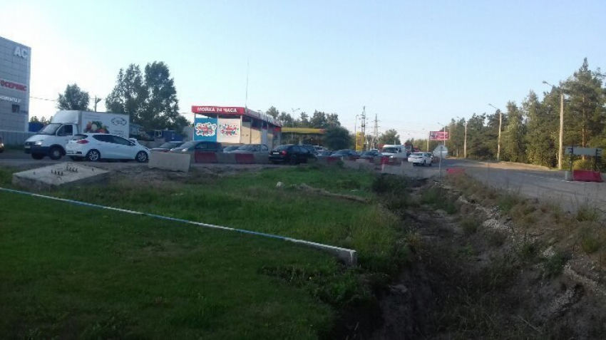 Авария спровоцировала многокилометровую пробку на воронежской окружной