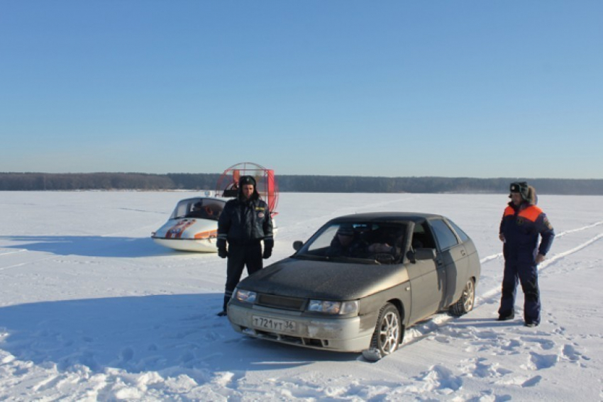 Воронежца могут оштрафовать на 4,5 тысячи рублей за выезд на лед