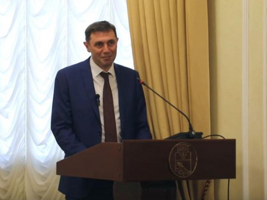 Мэр Воронежа Сергей Петрин разоткровенничался на награждении спортивных тренеров