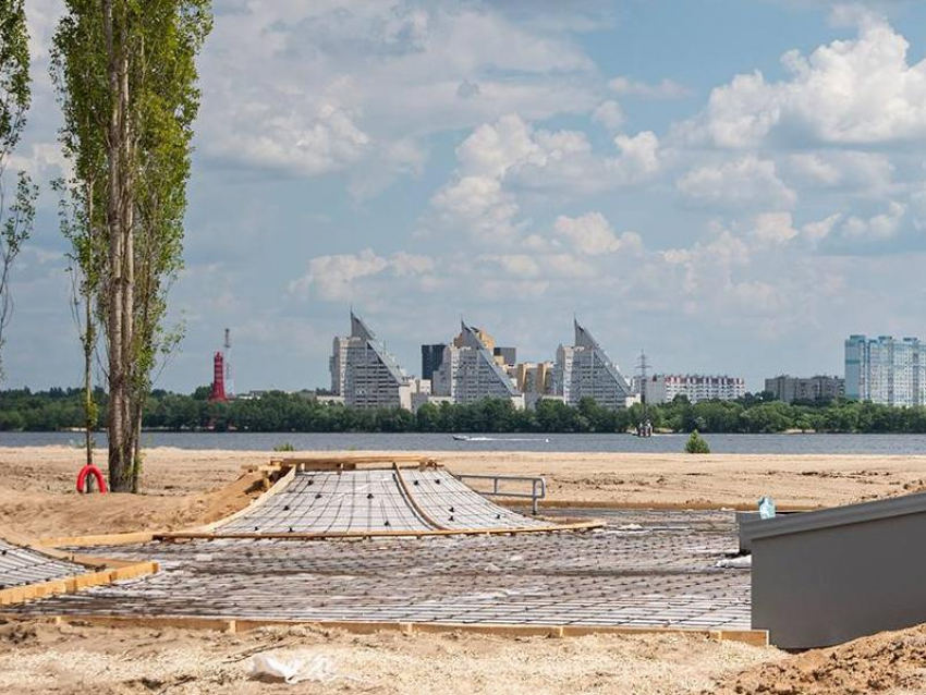 Приостановлены работы на второй очереди Петровской набережной Воронежа: названа причина