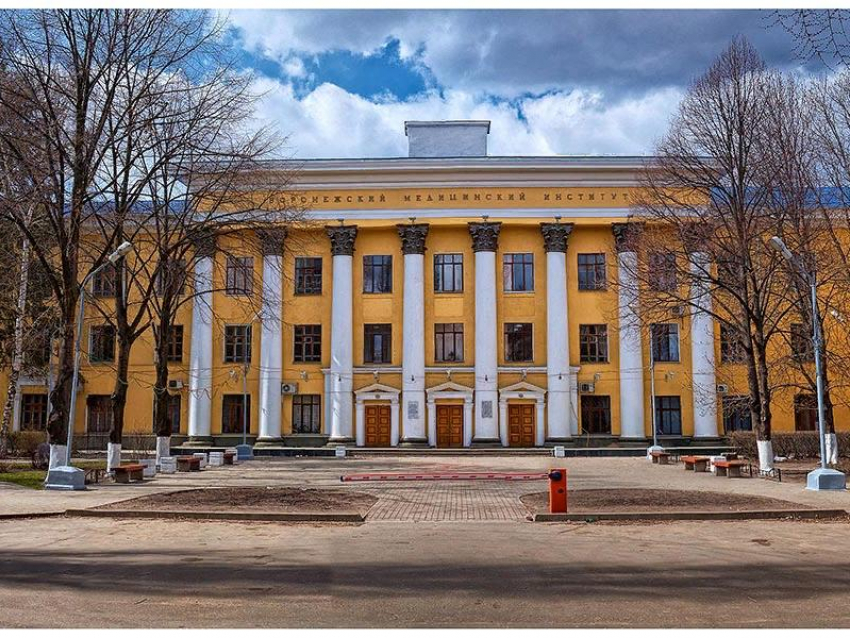 43 студента медицинского вуза борются с коронавирусом в Воронежской области 