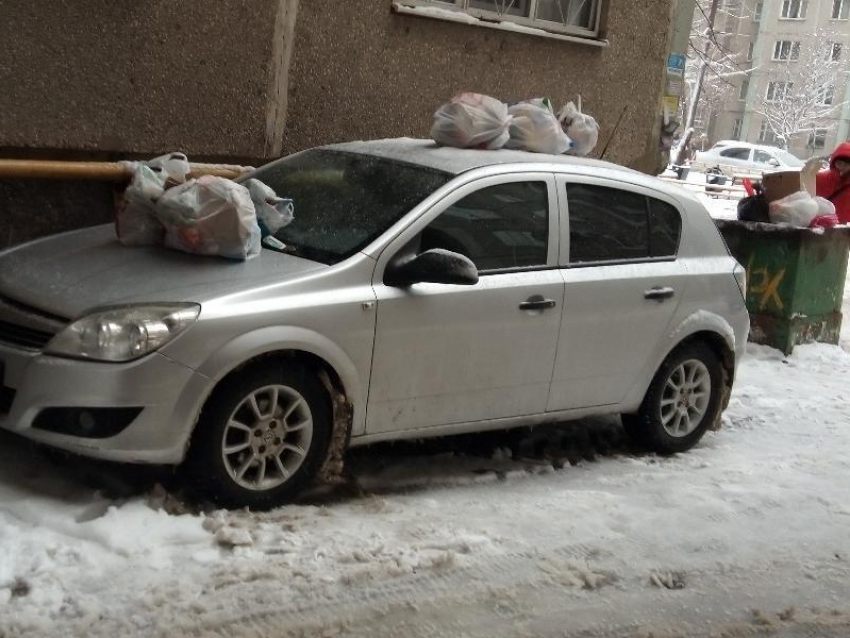 Мусорное наказание Opel посчитали несправедливым в Воронеже