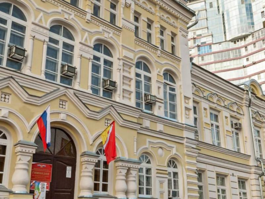 Стали известны подробности ЧП в воронежской гимназии