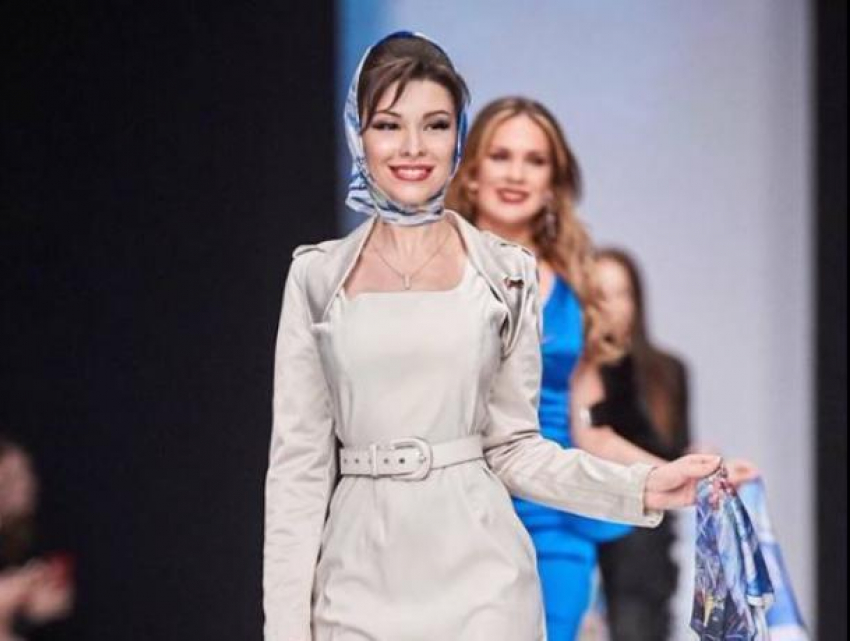 На Московской неделе моды показали платки с воронежскими памятниками