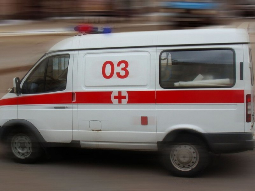 У мужчины за рулем грузовика случился инсульт в Воронежской области