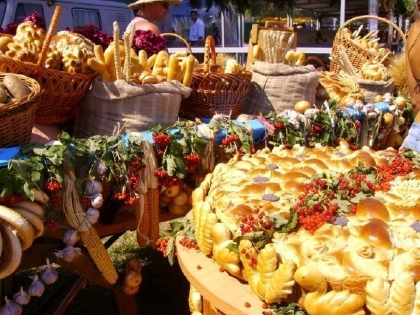 Воронежская сельхозпродукция выставлена на московской ярмарке