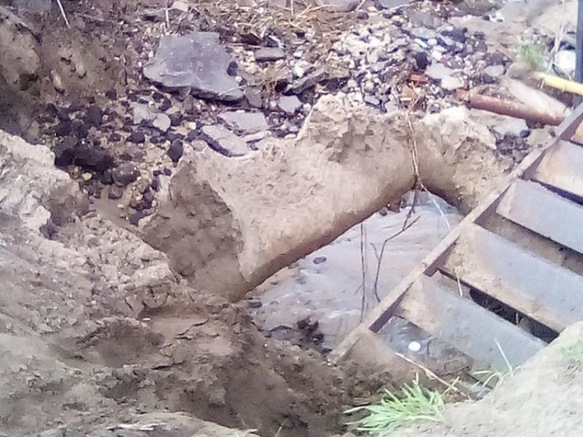 Воронежец сообщил об обрушении моста на Юго-Западном кладбище