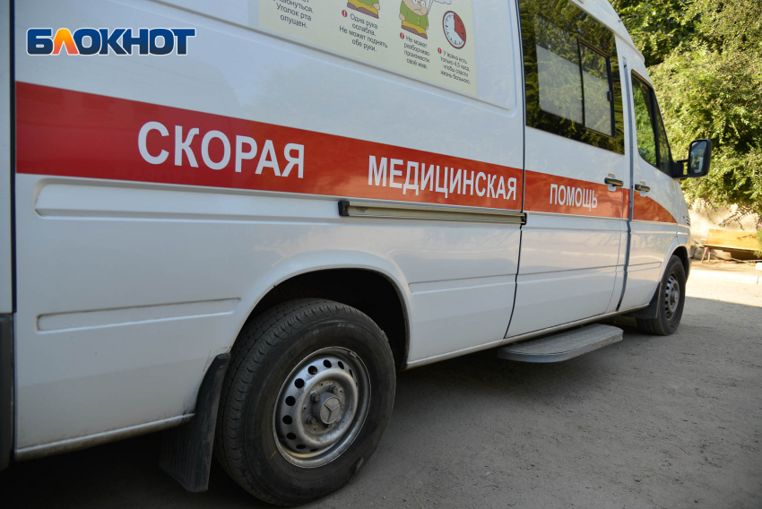 Сломанный нос воронежского врача “скорой” проверит Бастрыкин