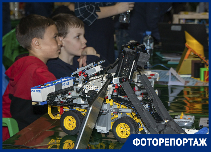 Причудливые роботы стали героями фестиваля в Воронеже