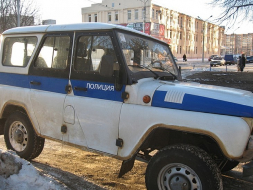 В Воронежской области пьяная мать порезала ножом своих детей. Один ребенок умер