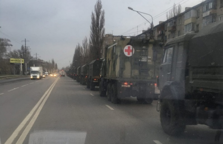 Власти объяснили, почему Воронеж заполонила военная техника 