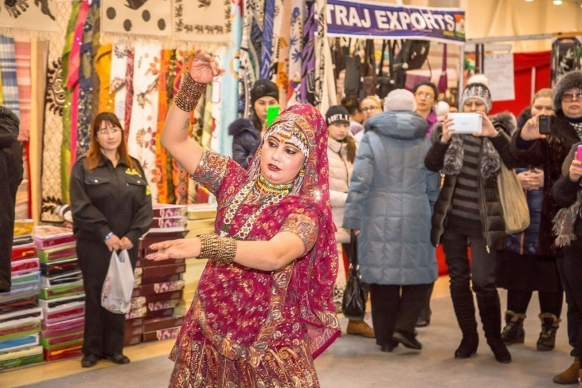 Уникальные украшения, натуральная косметика, ковры-хамелеоны и знаменитый рис «бисмати»: в Воронеж приезжает грандиозная индийская ярмарка