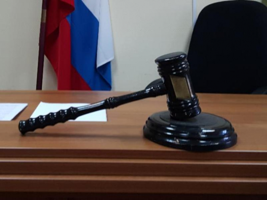 Воронежца осудили за сбитого после погони полицейского 