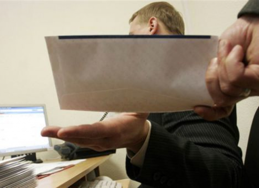 На имущество чиновника Россельхознадзора Виталия Пашкова наложен арест