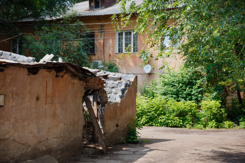 Расселение «квартала мойщиков» в Воронеже вновь откладывается из-за затянувшегося суда
