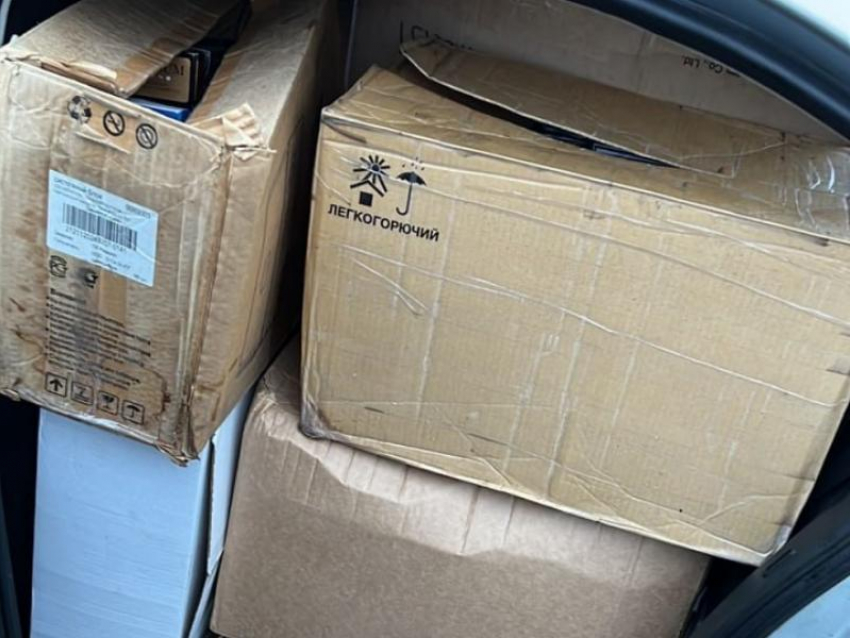 Полицейские изъяли 17 тысяч контрафактных пачек сигарет в Воронеже