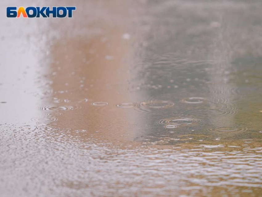 Воронежцев предупредили о граде и грозе