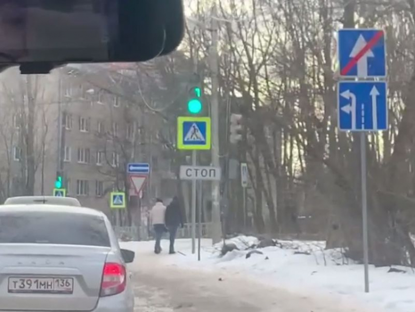 Издевательством над водителями назвали новую схему движения между Ломоносова и Тимирязева в Воронеже