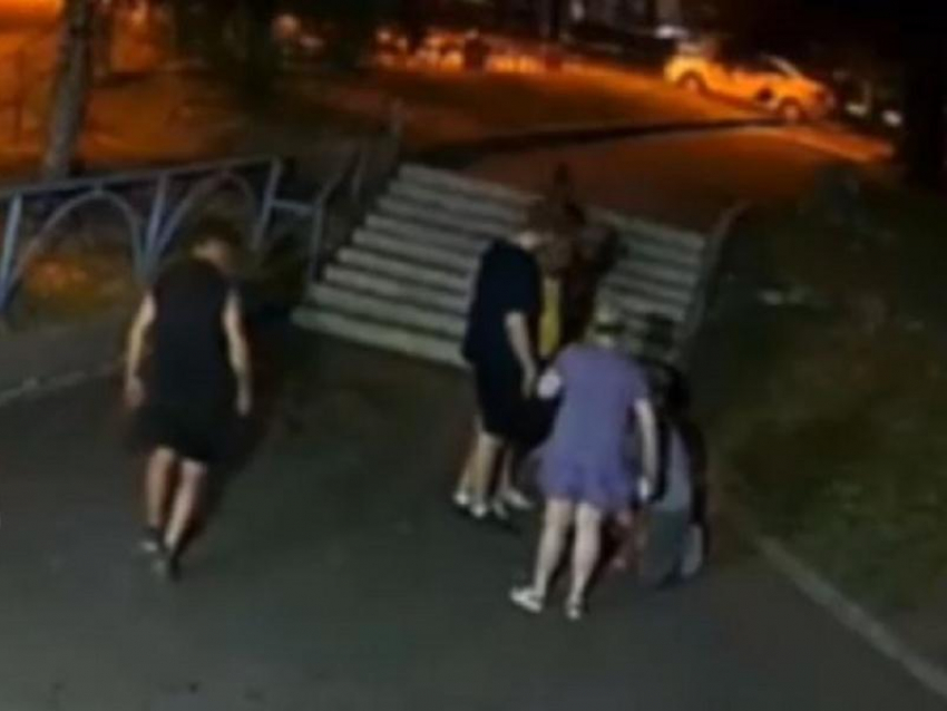 "Над Владиком жестоко издевались 1,5 часа", - женщина рассказала о смертельном избиении брата в Воронеже