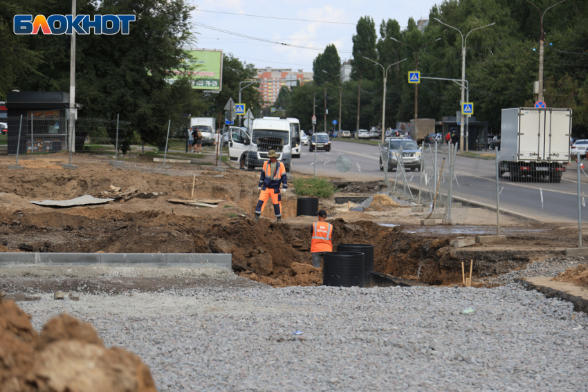 Первые лица Воронежа поздравили профессионалов с Днем строителя