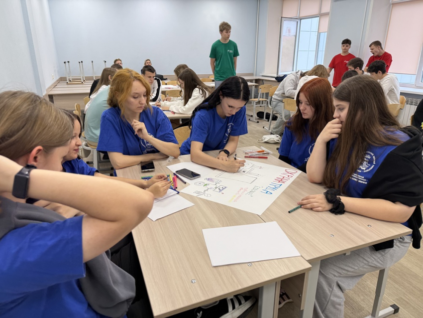 Нововоронежские школьники и студенты сразились в интеллектуальном турнире 