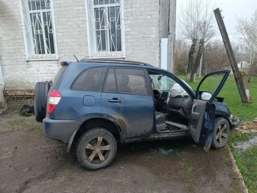 Улица, кювет, аптека: в Воронежской области произошло ДТП