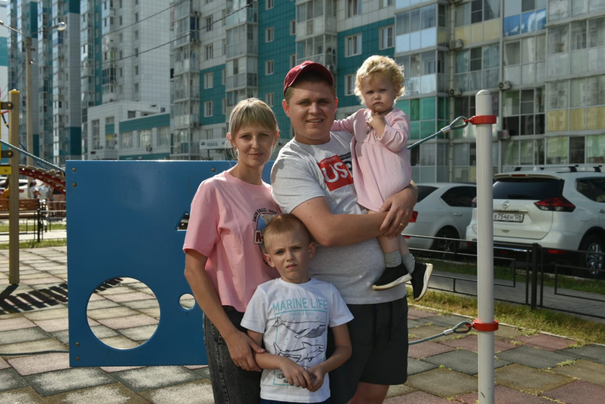 В новых жилых комплексах в Воронеже прошел праздник «Здравствуй, школа»