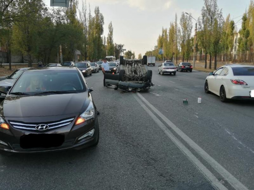 Пьяный водитель устроил массовое ДТП в Воронеже – есть пострадавшие