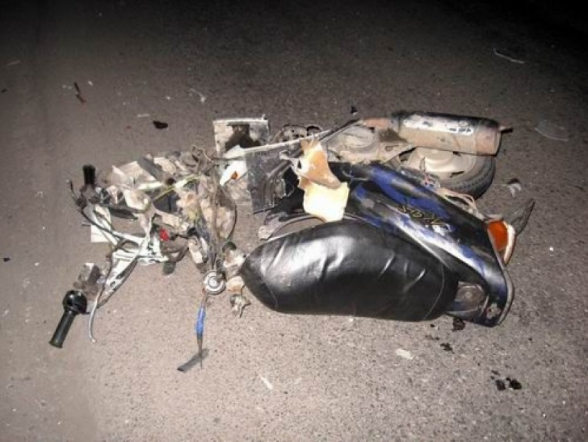 На трассе «Воронеж-М4 Дон» автомобиль врезался в скутер и скрылся
