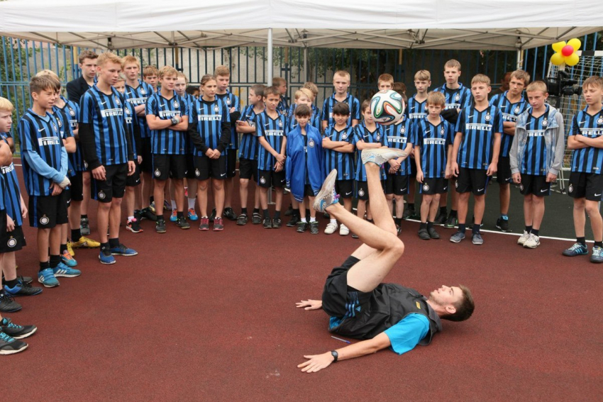 Воронежские дети научатся играть в футбол с миланским «Интером»