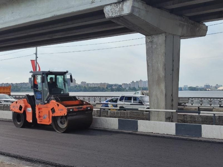 Чиновники отчитались о ходе ремонта Северного моста в Воронеже