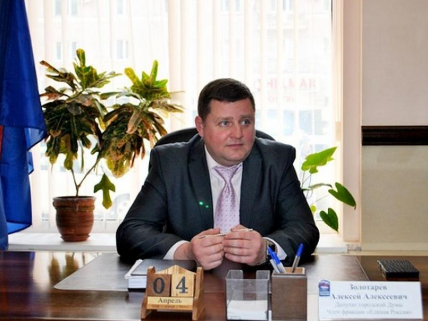 Один из самых малоизвестных воронежских депутатов отмечает день рождения 8 марта