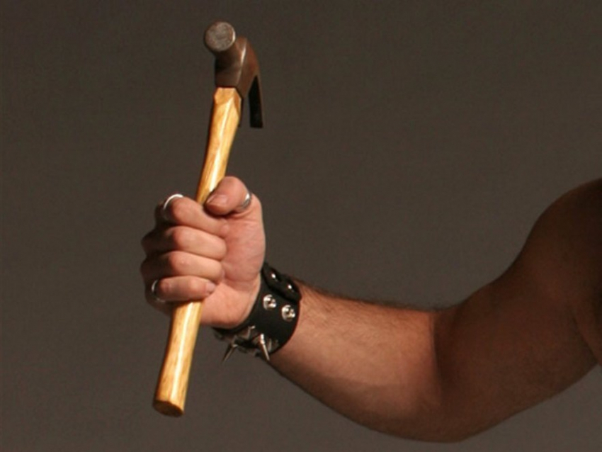 27-летний воронежец забил молотком собственную мать