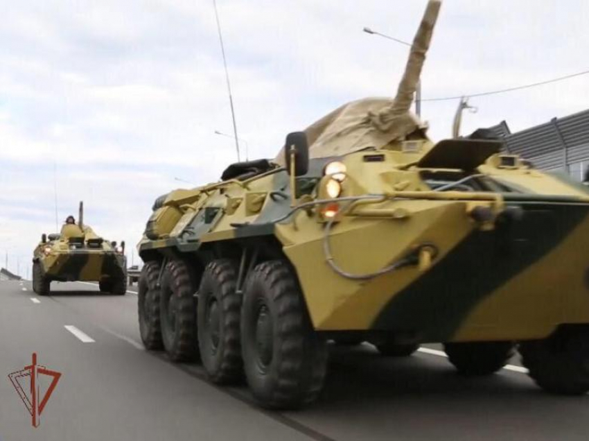 Водителей предупредили о колоннах военной техники на воронежских дорогах