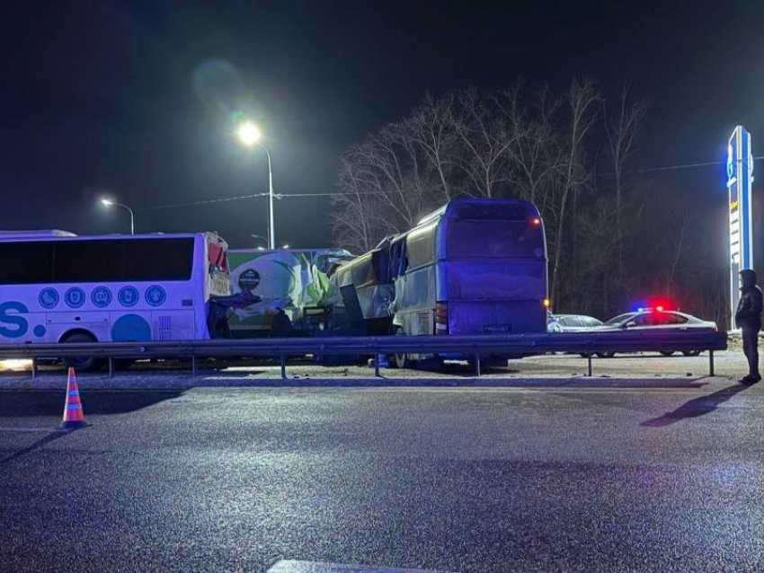 Опубликовано видео с места жуткого ДТП с 7 машинами под Воронежем